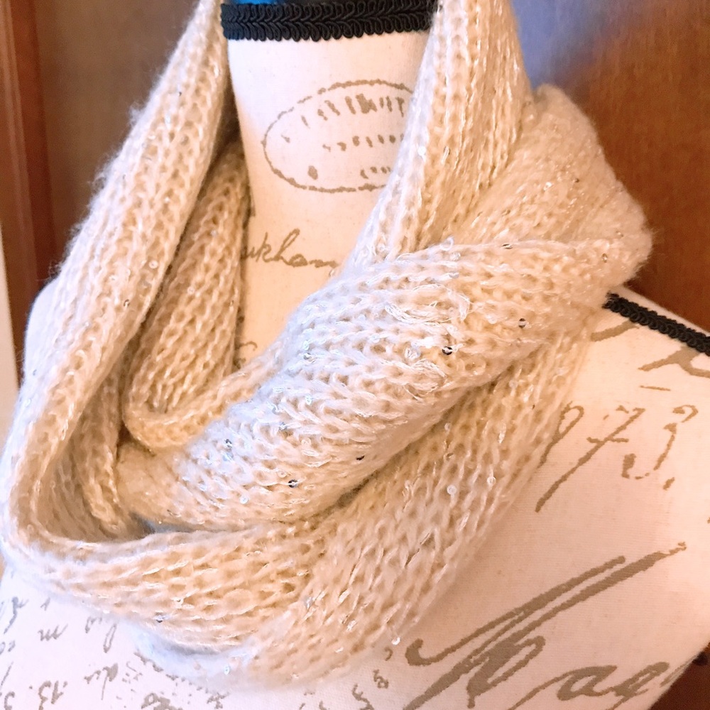 Sparkly scarf